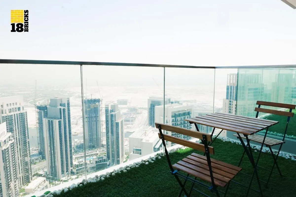 Stylish 2Br With Panoramic Creekside Views Apartment Dubai